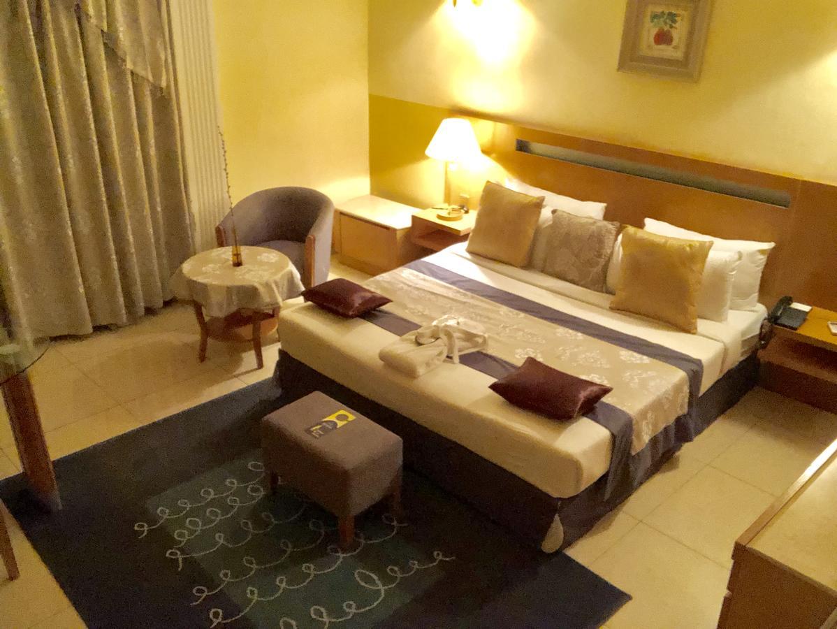 Hotel Riviera 布拉柴维尔 外观 照片